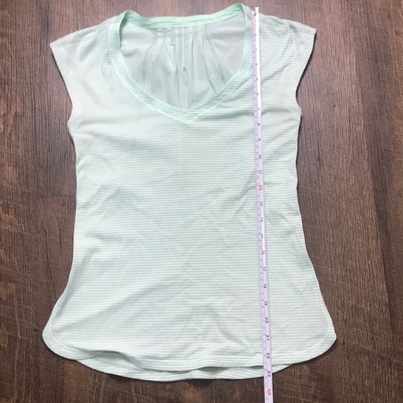 Lululemon Track Tee Heathered Fresh Teal - Picture 6 of 8